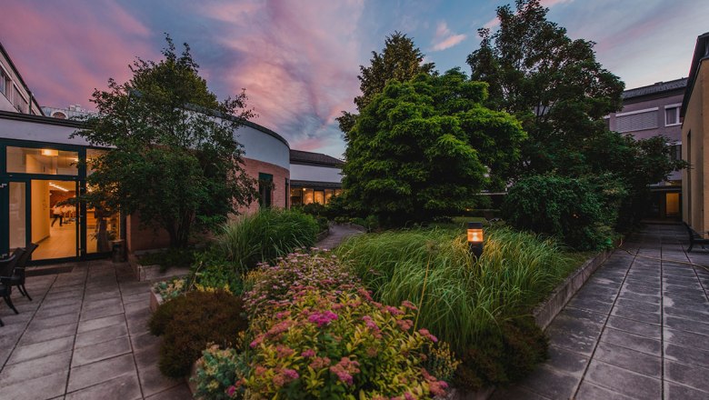 Bildungshaus St. Hippolyt Innenhof, &copy; Bildungshaus St. Hippolyt