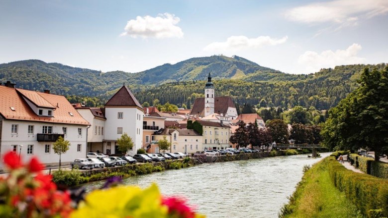 Direkt an der Erlauf gelegen: Die Stadtgemeinde Scheibbs, © schwarz-koenig.at