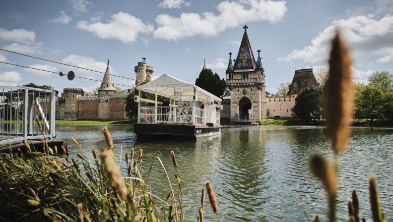 Laxenburg Fähre, © Schloss Laxenburg Betriebsgesellschaft m.b.H.
